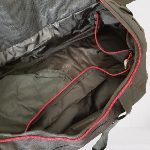 NWT! 519 Fitness Heavy-Duty Water-resistant Duffle Backpack w/Detachable Strap - Picture 6 of 10